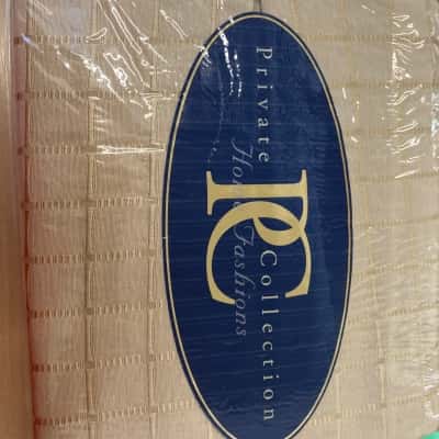 Ambrosia gold & navy queen bed set 