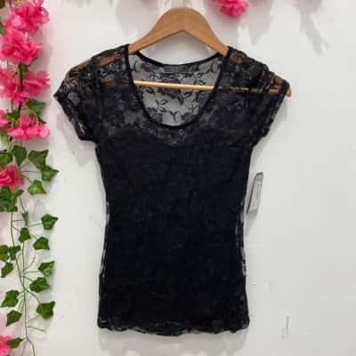 Guess Womens Lace Short Sleeve Top Size XS Black  