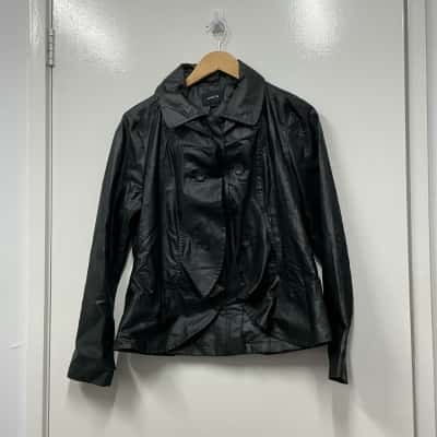 pingpong Women's ruffle metallic jacket. Size 14 Black  
