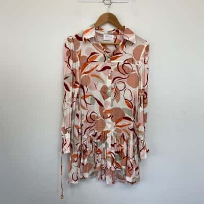 Iris Maxi WHite Red Pattern Long SLeeve Mini Dress Size 8