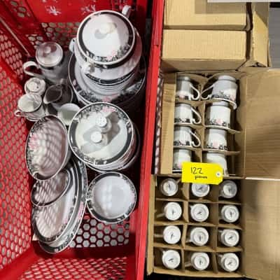 Huge 122 Piece Dining Set