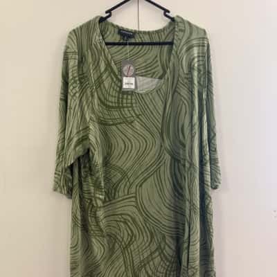 Autograph Womens  Size L 3/4 Sleeve Top Green 