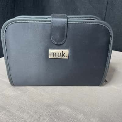MUK. Curl Stick "The Collection" Pack. limited edition with 6 curler attachments.