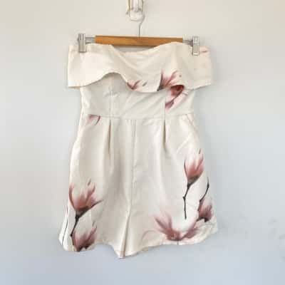 Luvalot Floral Strapless Playsuit Size 8 