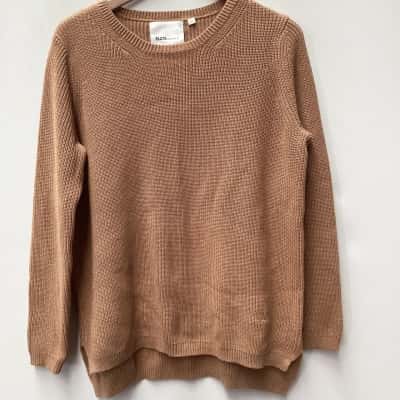525 America Womens  Size S Beige jumper ingraved on the side with JLB 