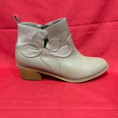 Taking Shape  Floral Side Zip Ankle Boots Women's  Size 41 Taupe