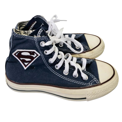 Converse Unisex Size 36 EURO, mens 3, womens 6 Multicoloured Superman themed shoes.