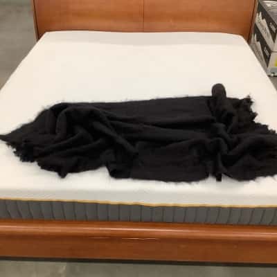 Royal Mohair Throw by New Zealand Interiors - 100% Mohair 115x170cm