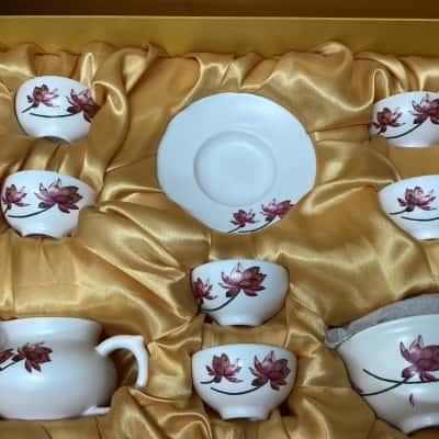 Chinese Porcelain Tea Set.