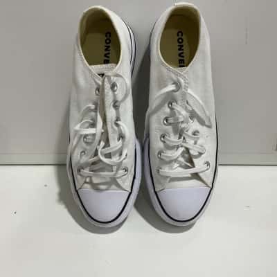 White Converse Sneakers size 8