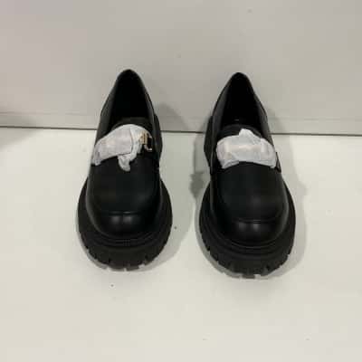  Ravella Samuel Flat shoes size 40