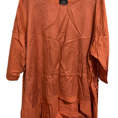 Sara Womens curved hem top
