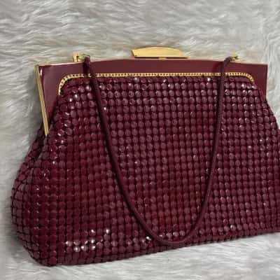  Womens Red vintage handbag