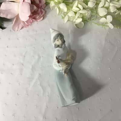 Vintage Lladro Farm Girl holding Chicken Figurine