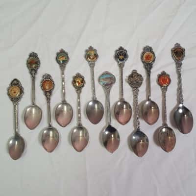 Assorted Australian Souvenir Spoons x 12