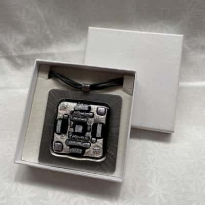  Gorgeous Necklace Black/ Silver & White Square Pendant on Leather Strap Cords
