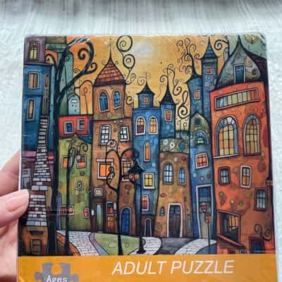  NEW still in packaging - Adult 1000 pieces