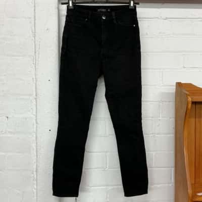 Witchery Womens  Size 6 Skinny Jeans Black  