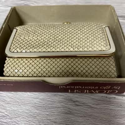 Glomesh  vintage  Beige purse in box 