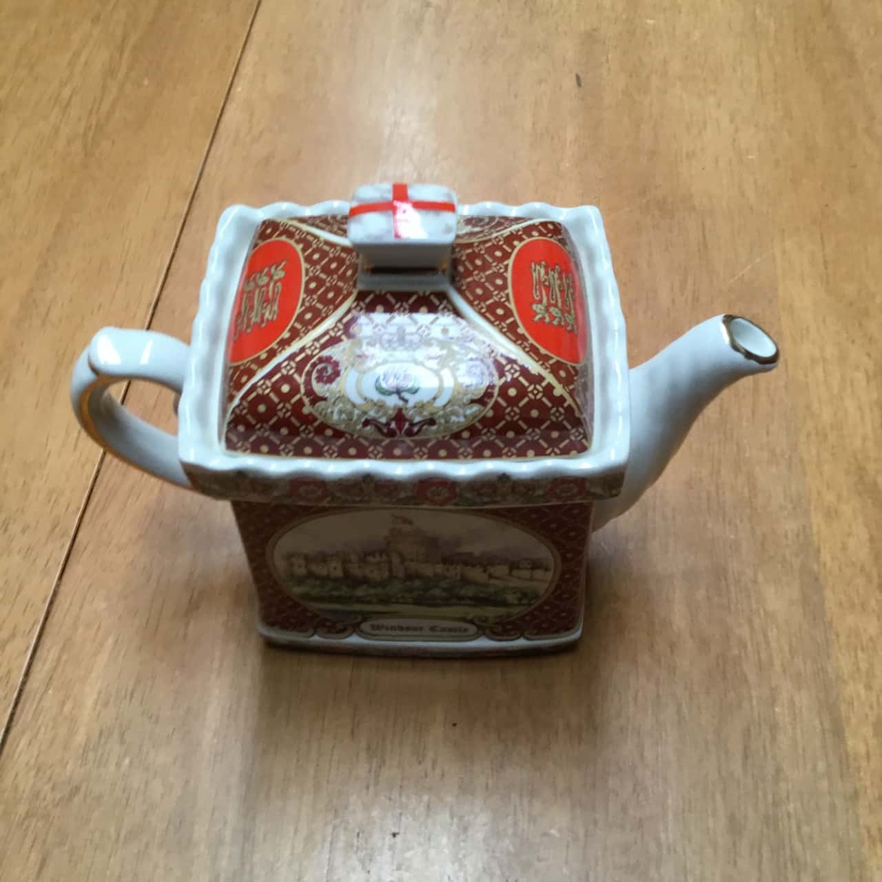 Vintage James Sadler Windsor Castle Red Tea Pot & Lid With Gold Trim