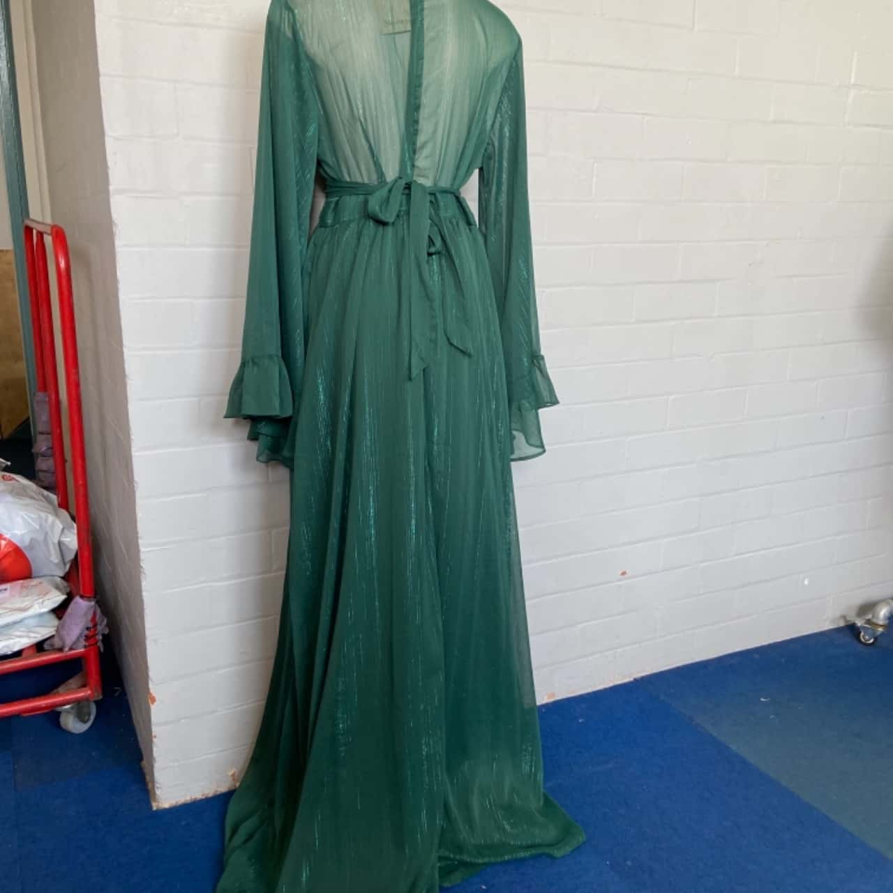 Showpo Womens Dress Size 16 Long Sleeve Emerald Green - New With Tags | Salvos Stores Showpo Womens Dress Size 16 Long Sleeve Emerald Green - New With Tags | Salvos Stores