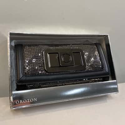 Oroton Womens Maille-Slim Clutch Black  
