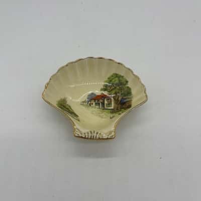 Royal Winton. Fan shaped dish. [S#7]