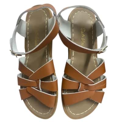 Salt water Womens  Size 7 Sandals 