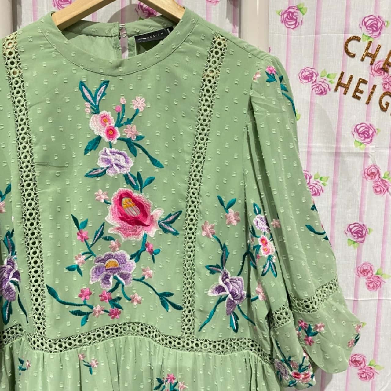 Brand New ASOS Design Womens Size 22 Babydoll Floral Embroidery Dress Green  Boho - RRP $159(s)