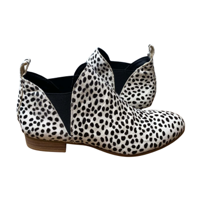 Blue Illusion Size 38 Cow Print Boots