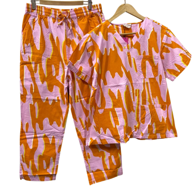 Gorman Orange/Pink Patterned Scrubs Set Size L