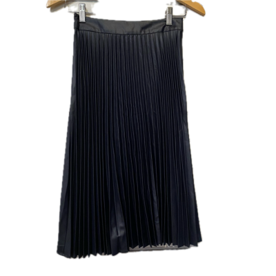 Witchery Womens  Size 6 Navy Blue skirt 