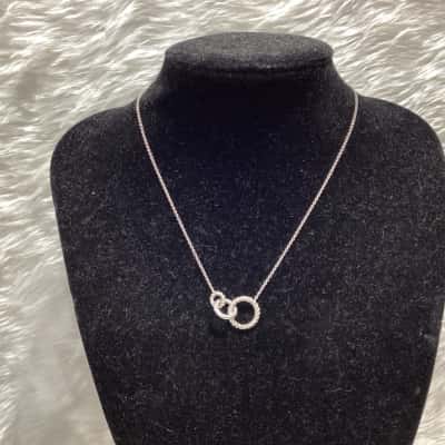 Michael Hill  Women's Sterling Silver Pendant Necklace 