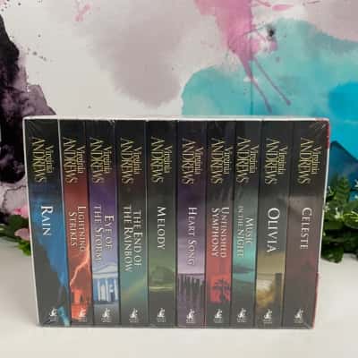 The Virginia Andrews Collection of 10 books 