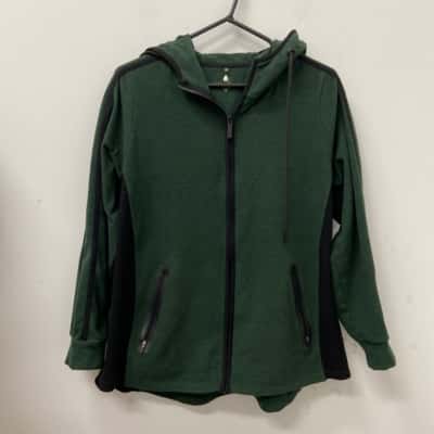 Taking Shape Womens  Size 12 Fleece Jacket Black  / Green 