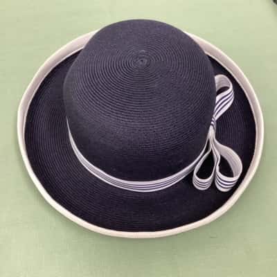  Womens Bucket Hat Navy Blue / White 