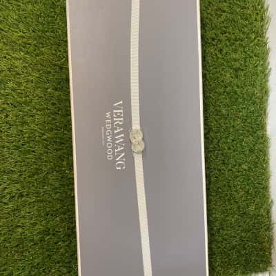 Vera Wang wedge wood cake server