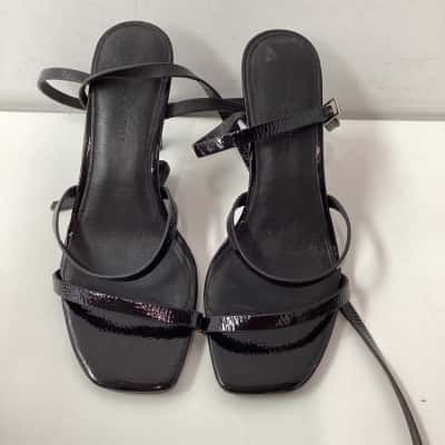 Manning Cartell Womens  Size 38 Heels Black  