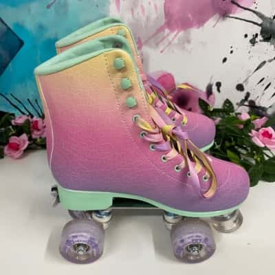 Near new  size 3-6 Cyclops Retro Roller Skates 