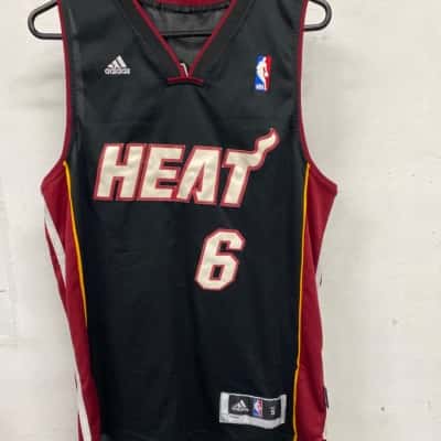 Miami heat NBA Mens  Size S Jersey Black  / Maroon 