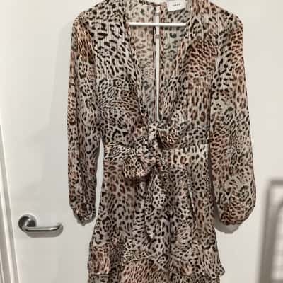 Sheike Women's  Size 8 Long Sleeve Dress Animal print 