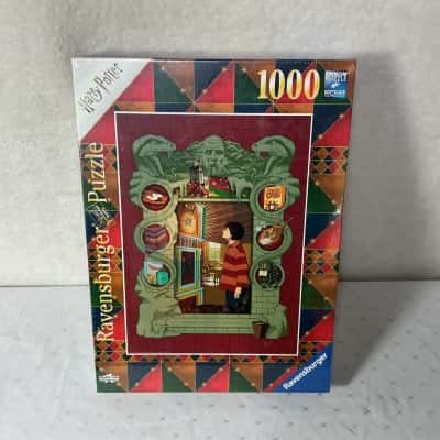 Ravensburger Harry Potter at home with Weasley Family 1000 Piece Puzzle (new)