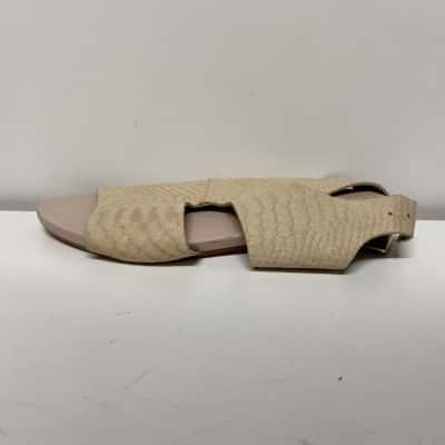 HOSS Womens  Size 38 Sandals Cream 