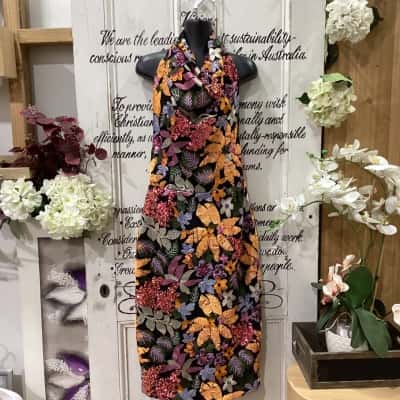Eliya The Label! NWOT! STUNNING SEQUENCE THROUGHOUT THIS GARMENT! Womens  Size L Cocktail Dress / Floral Dress / Sleeveless Dress  Multicoloured / Pattern 