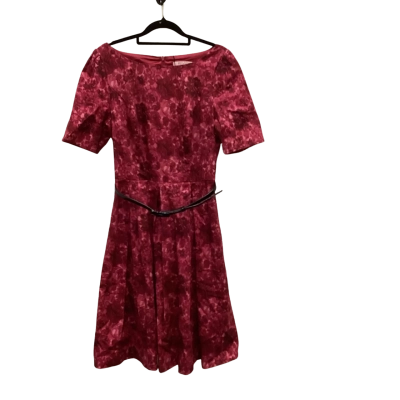Review Womens  Size 12 Party Dress Maroon Floral With Black Belt    RRP $279.95