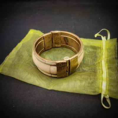 Very Stylish Vintage Ethnic Brass & Bone Bracelet 6.5cm Diameter In Gift Pouch