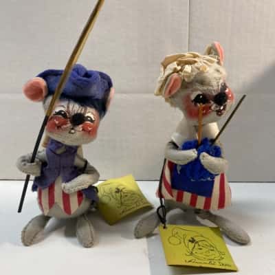 VINTAGE Pair of Rare ANNALEE Mobilitee Patriotic MOUSE Doll Collectibles