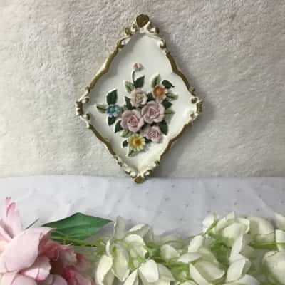Vintage Hand Painted Ceramic Flower Wall Plaque with Gold Edges