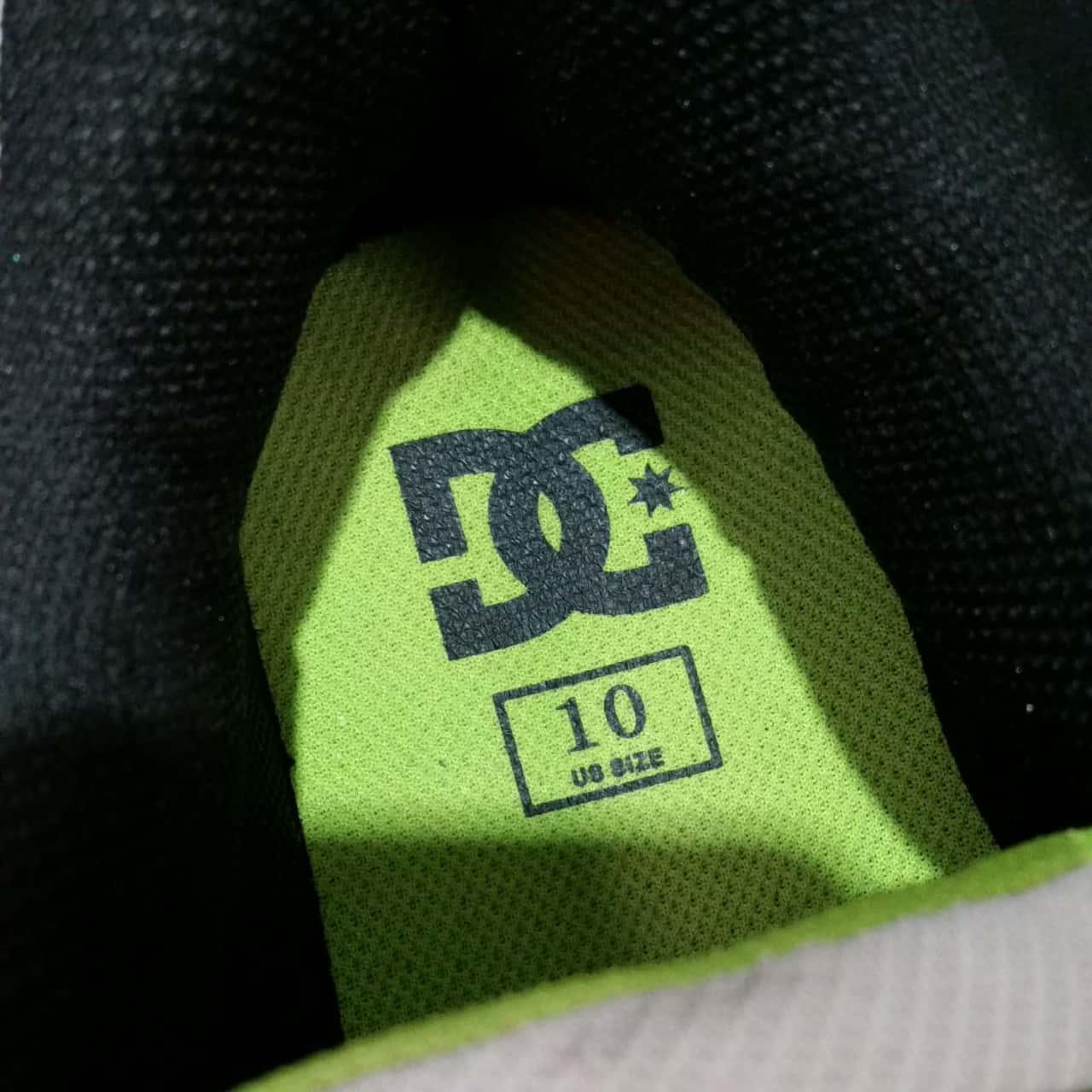 dc shoes size 10