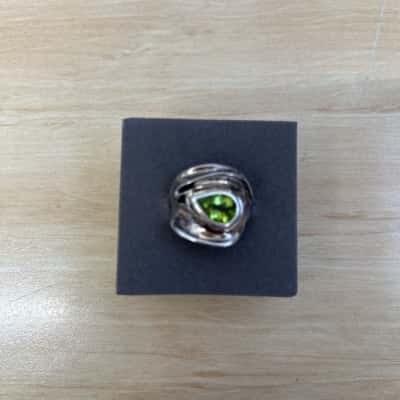  Womens Silver 925 Ring with Green Stone 